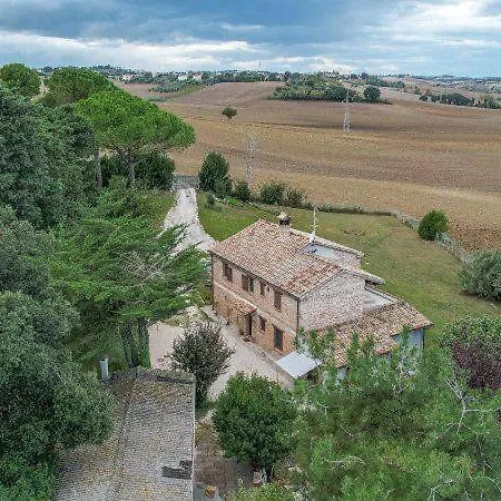 Altrove Montemarciano