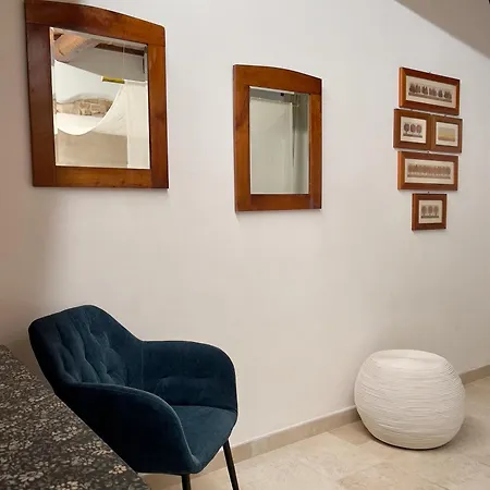 Altrove Villa Montemarciano