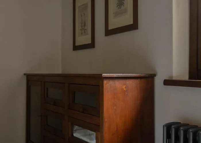 Altrove Villa Montemarciano